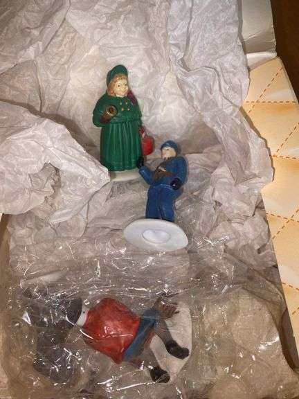 Department 56 “Par For The Course”, Village “Pencil Pines” and Miniature Christmas Figures