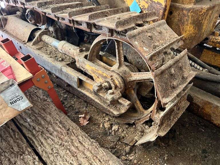 JD 1010 Dozer
