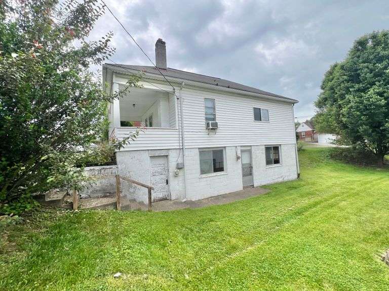 Nutter Fort WV Home