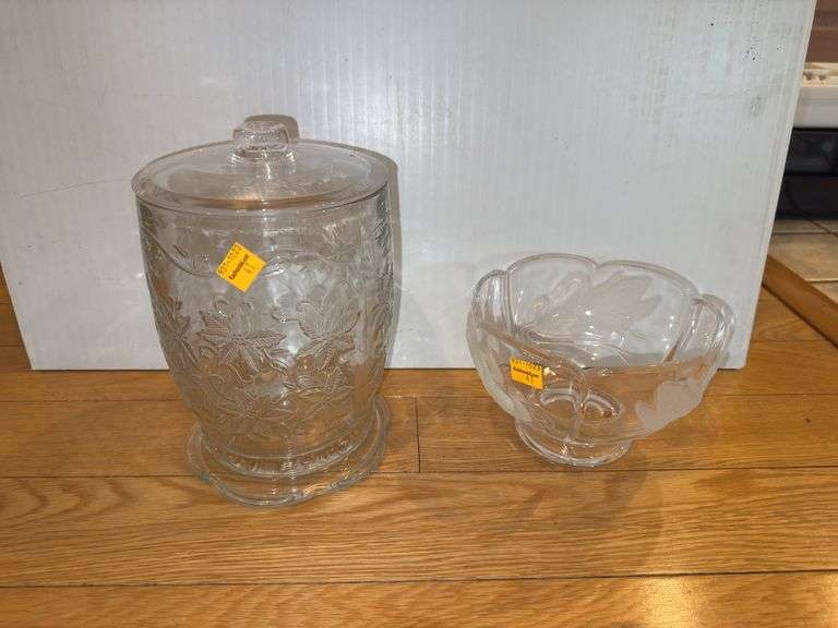 Glass Swan Candy Dish and Glass Floral Dish w/ Lid