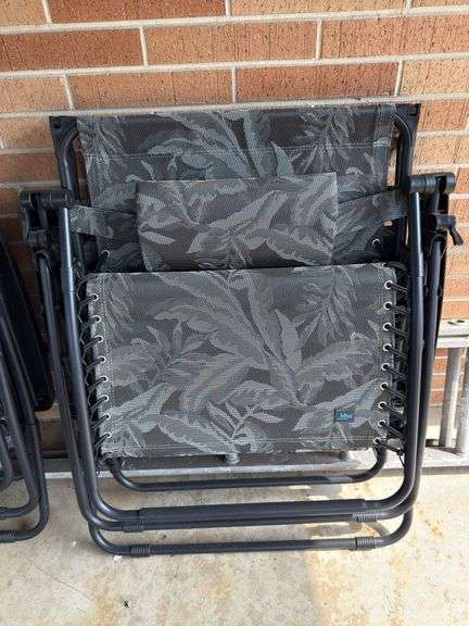 PAIR OF BLISS HAMMOCKS BRAND GRAY ZERO GRAVITY CHAIRS WITH SUN SHADE CANOPY