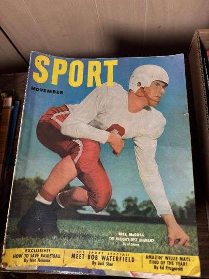 FOOTBALL MAGAZINES AND BOOKS