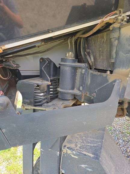 Melroe 3430 Spra-coupe sprayer