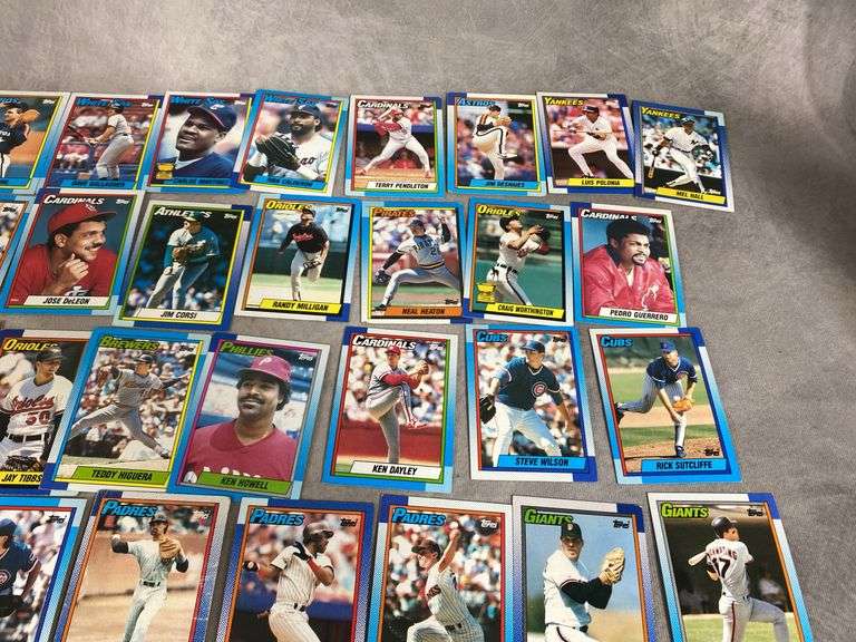 Topps Baseball Cards