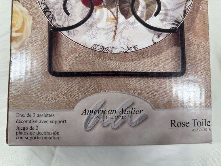 AMERICAN MELEIR AT HOME ROSE TOILE RACK WITH SET OF 3 DISHES