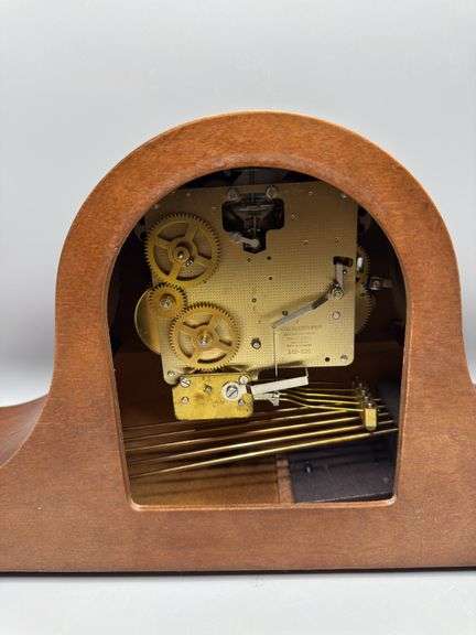 VINTAGE HOWARD MILLER MANTLE CLOCK