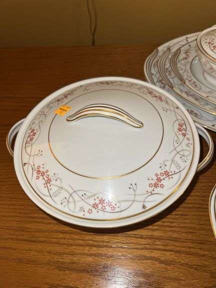 Noritake Calvert Pattern Fine China Bowls, Serving Plates and Pitchers