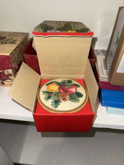 CONTENTS OF SHELVING PICTURED