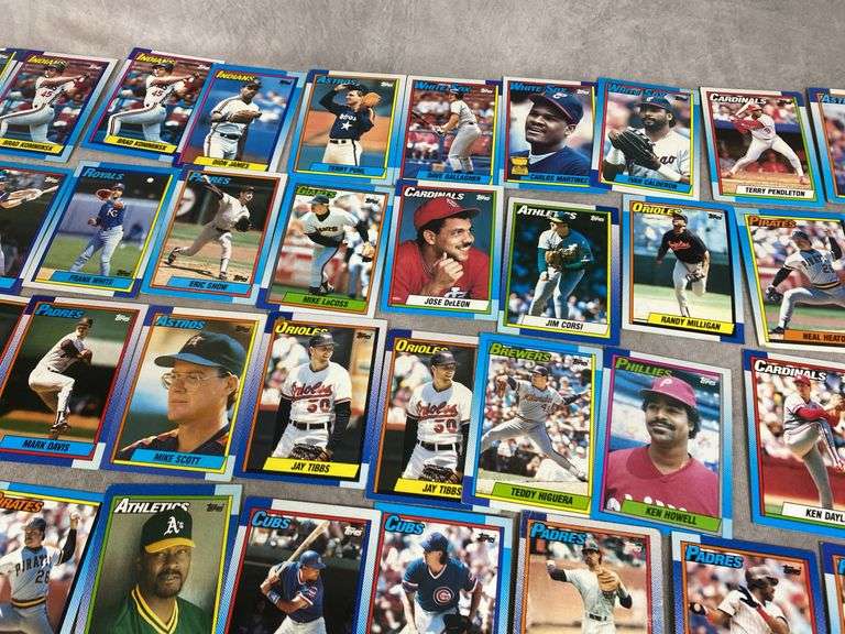 Topps Baseball Cards