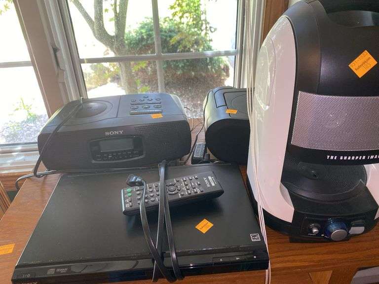 Assortment of Electronics