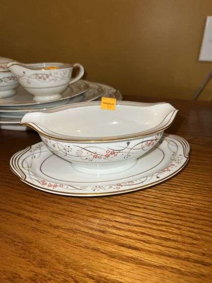 Noritake Calvert Pattern Fine China Bowls, Serving Plates and Pitchers