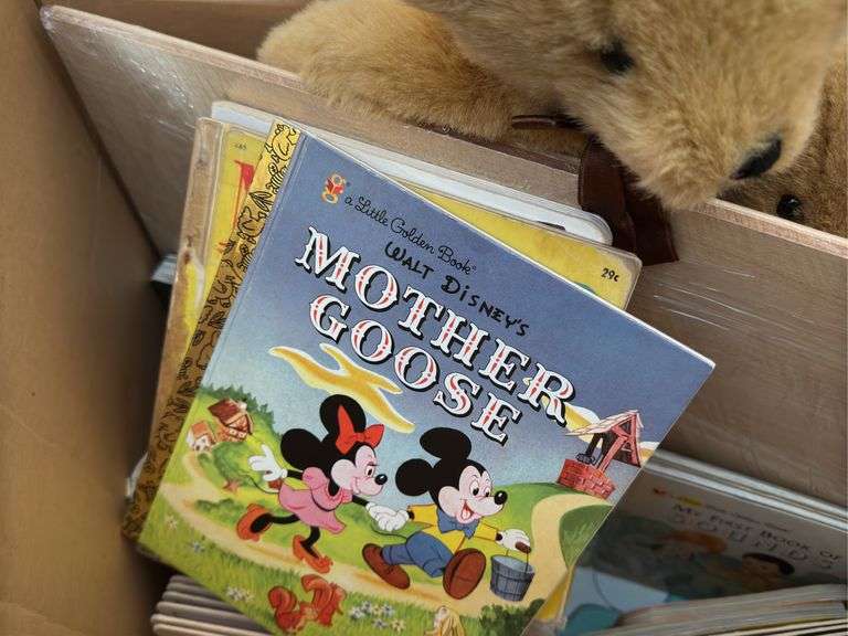 CHILDRENS BOOKS AND STUFFED TOYS
