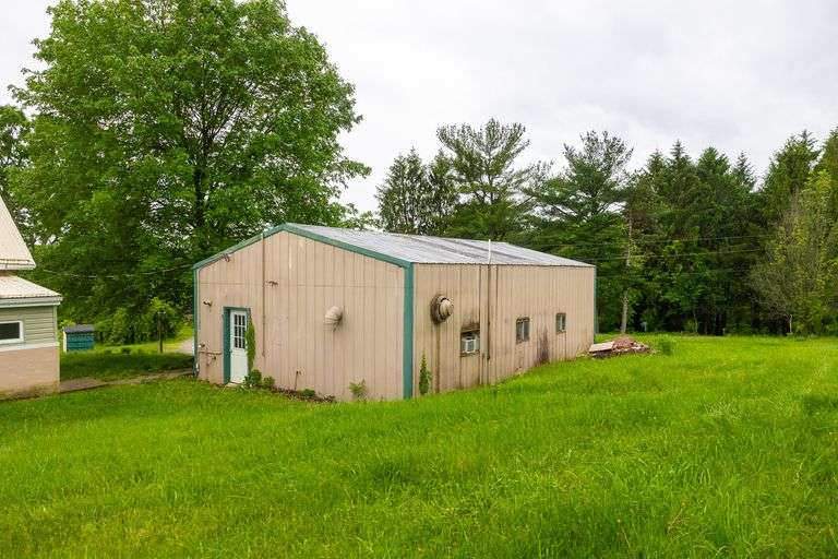 3 Acres w/ Home