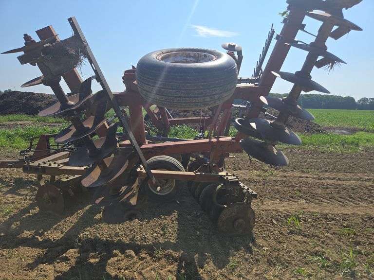 White 271 23' disk harrow