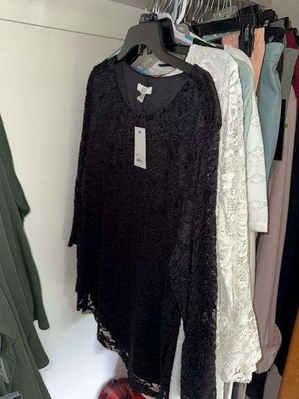 CONTENTS OF CLOSET INCLUDING CLOTHES (BOTH NEW AND BARELY WORN, BLANKETS, ALL PICTURED ITEMS