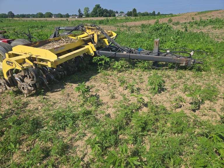 CCT 15' AerWay vertical tillage