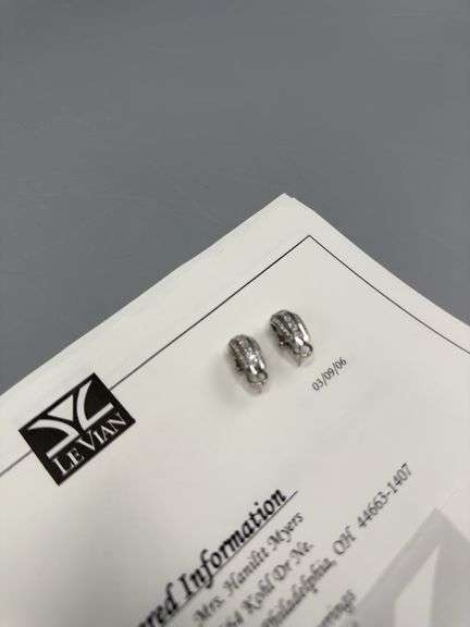 LE VIAN JEWELRY DIAMOND EARINGS