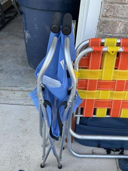 3 Folding Bag Chairs, 2 Folding Lawn Chairs