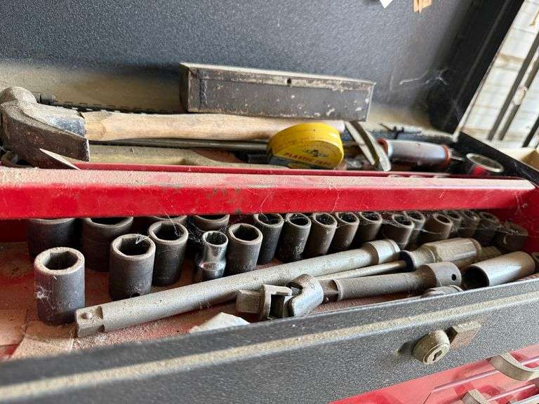 Uncataloged Items- Onsite Bidding Only For This Lot Items! click lot to view photos