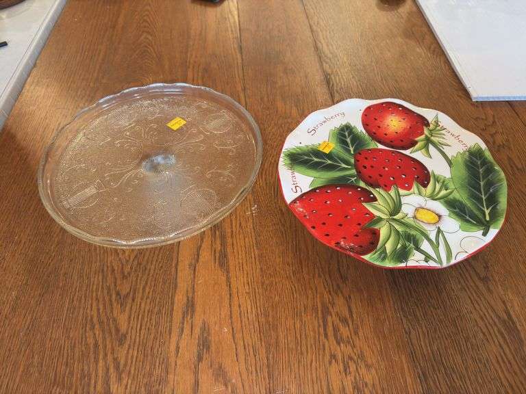 (2) Cake Stands
