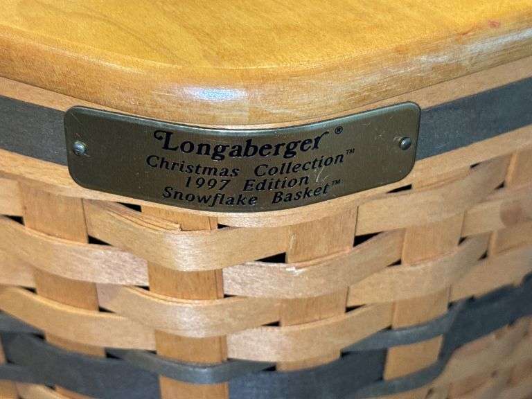 Longaberger Christmas Collection 1997 Edition Snowflake Basket