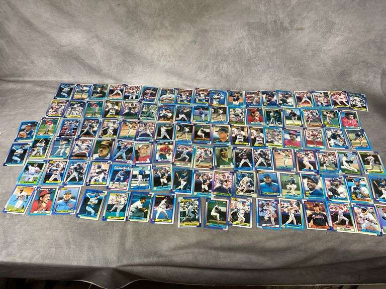 Topps Baseball Cards