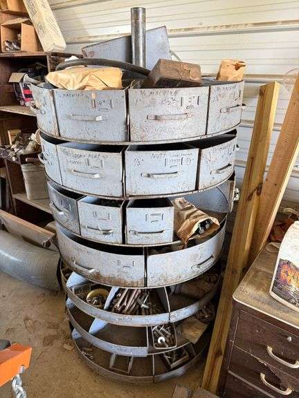Uncataloged Items- Onsite Bidding Only For This Lot Items! click lot to view photos