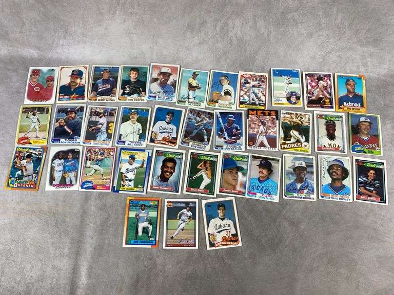 Topps Baseball Cards