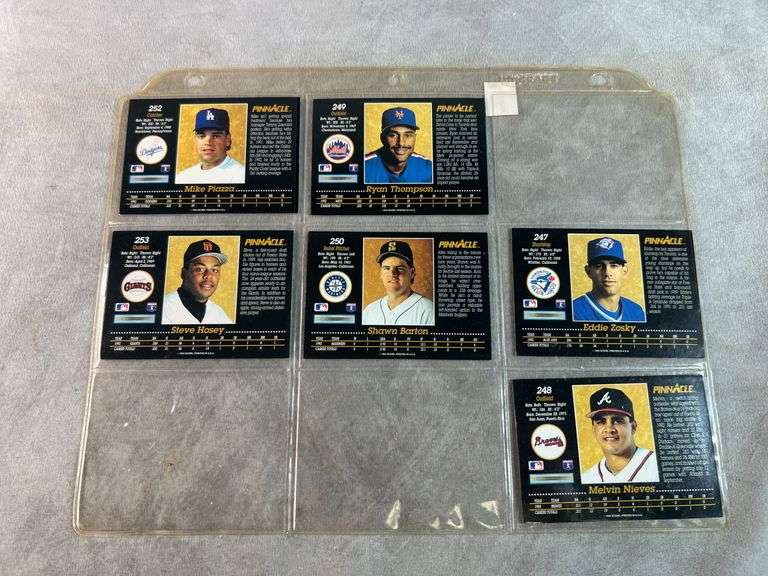 Assortment of Baseball Cards