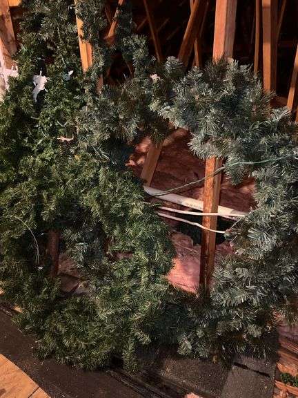 Large Christmas Wreaths