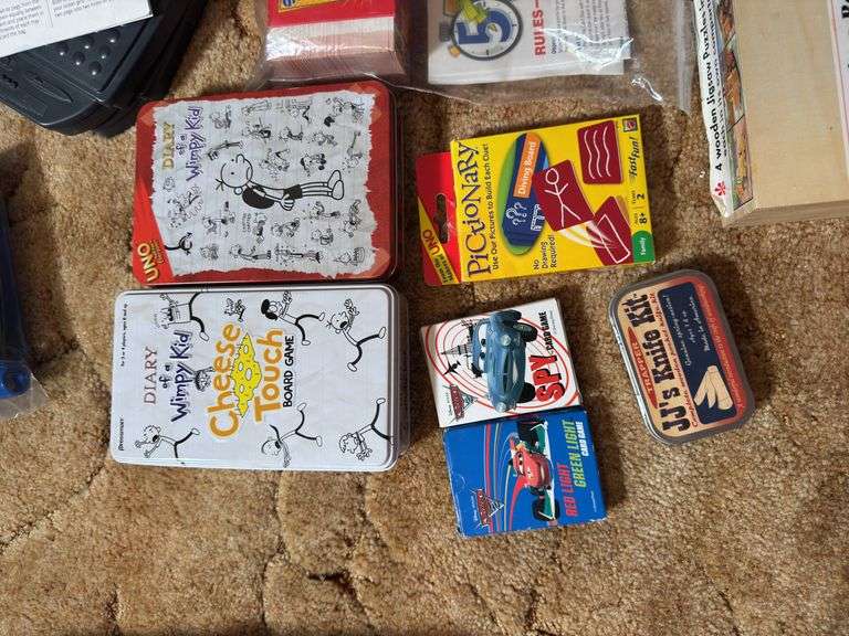 BOARD GAMES, JENGA