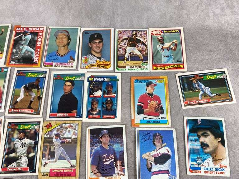 Topps Baseball Cards