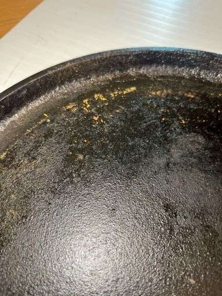 (2) 10” Lodge Cast Iron Skillets