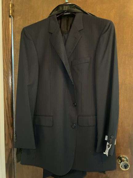 Men’s Navy Stripe Stafford Full Suit in Garment Bag