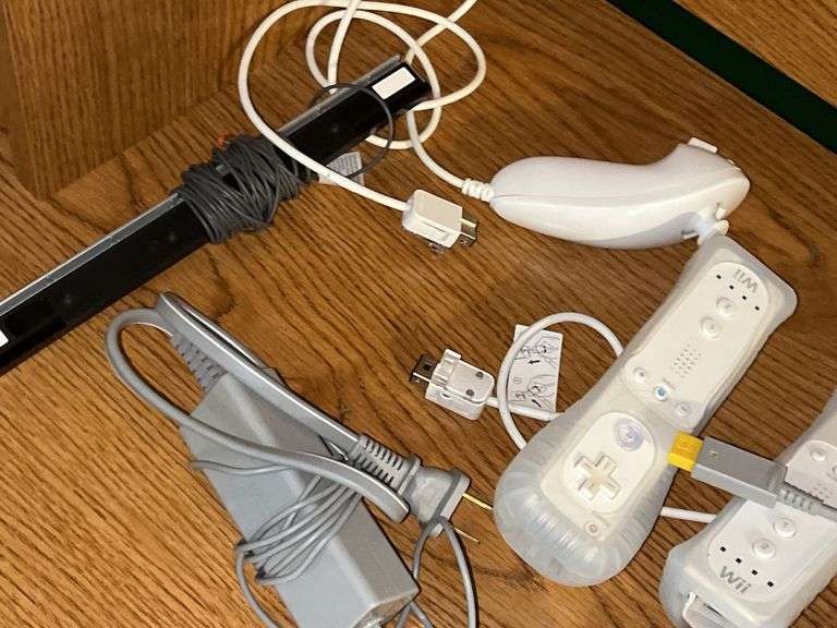 Nintendo Wii Games and Accessories