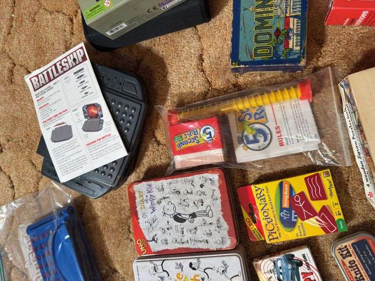 BOARD GAMES, JENGA