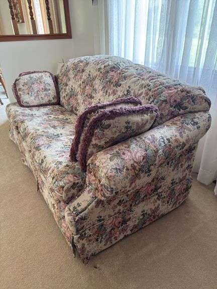 CHARLES SCHNEIDER FLORAL UPHOLSTERED SOFA *GREAT, LIKE NEW CONDITION*