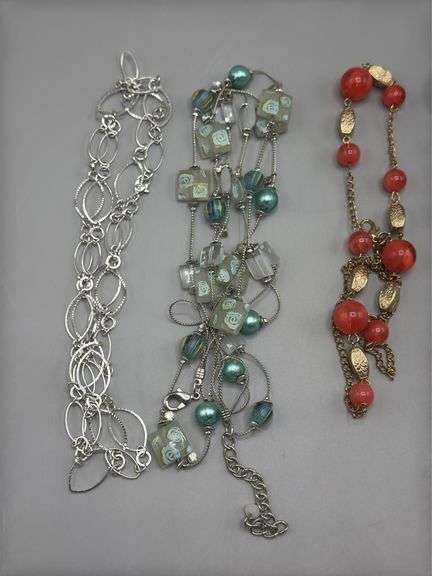 VARIETY OF BEADED NECKLACES