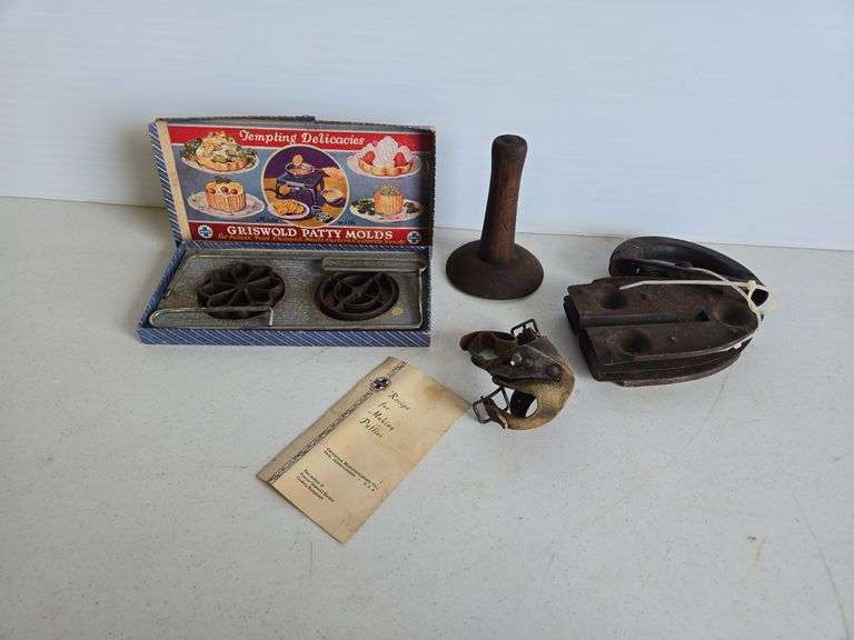 Vintage Griswold patty molds & other items