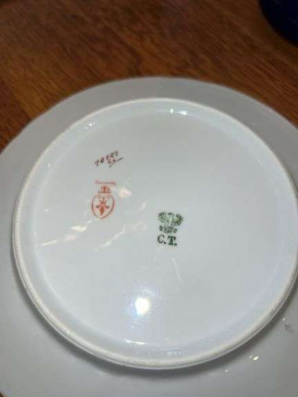Assorted of Glass Dishes