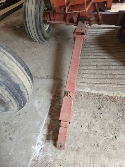 M & W Little Red Wagon grain cart