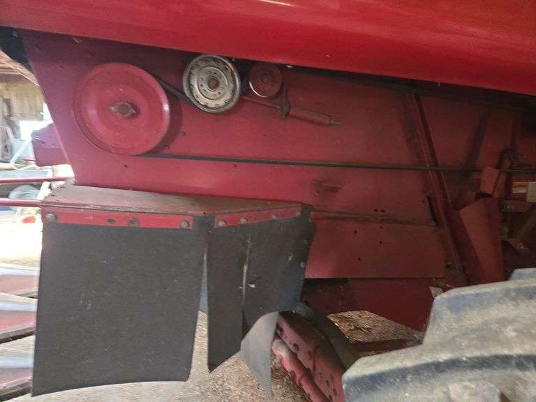 Case IH 2388 Axial- Flow Rotary Combine