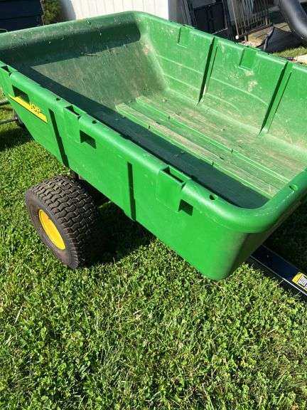 John Deer 10P Plastic Pull Behind Dump Cart