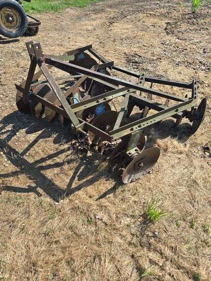 Uncataloged Items- Onsite Bidding Only For This Lot Items! click lot to view photos