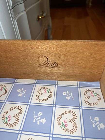 Dixie Dresser with Mirror
