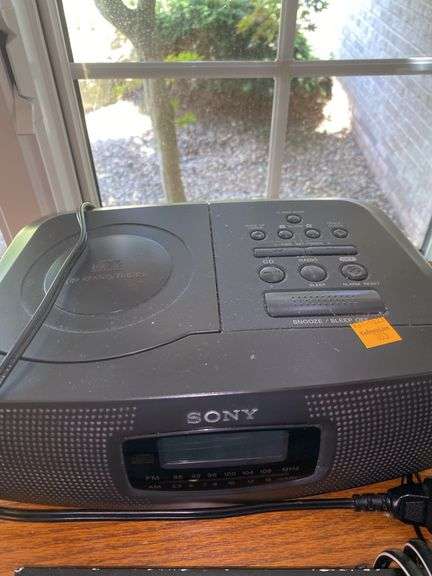 Assortment of Electronics