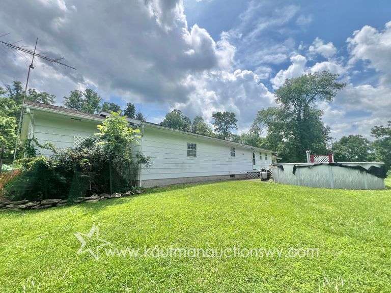 Marion County WV Home, Shop, Garage on 9+/- Acres