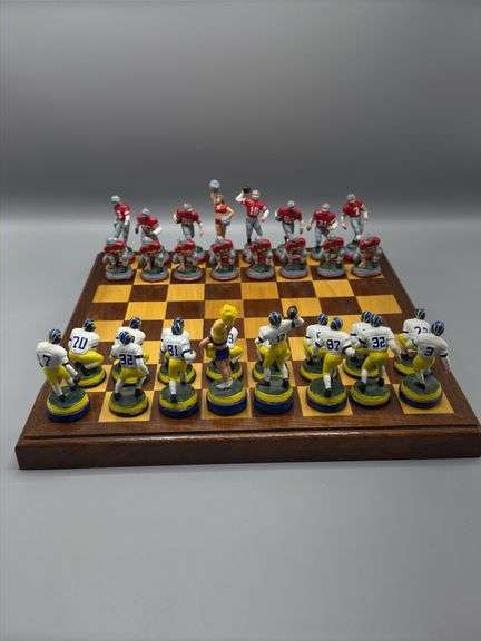 CUSTOM OHIO VS MICHIGAN CHESS SET WITH HEAVY LEAD CHESS PIECES AND WOOD CHESS BOARD