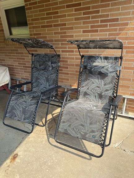 PAIR OF BLISS HAMMOCKS BRAND GRAY ZERO GRAVITY CHAIRS WITH SUN SHADE CANOPY
