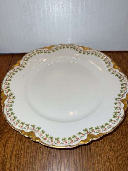 Assorted of Glass Dishes